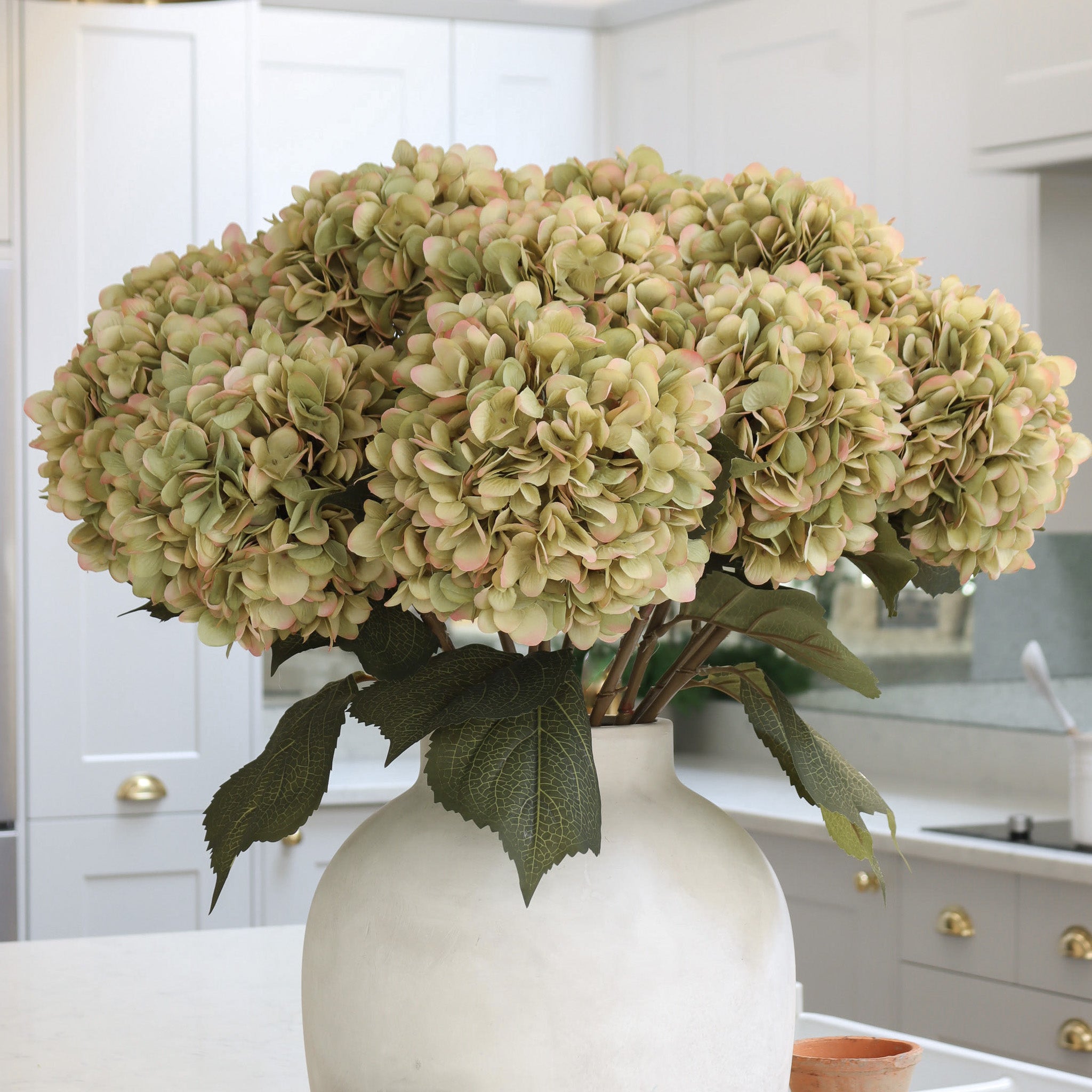 The Environmental Benefits of Faux Flowers