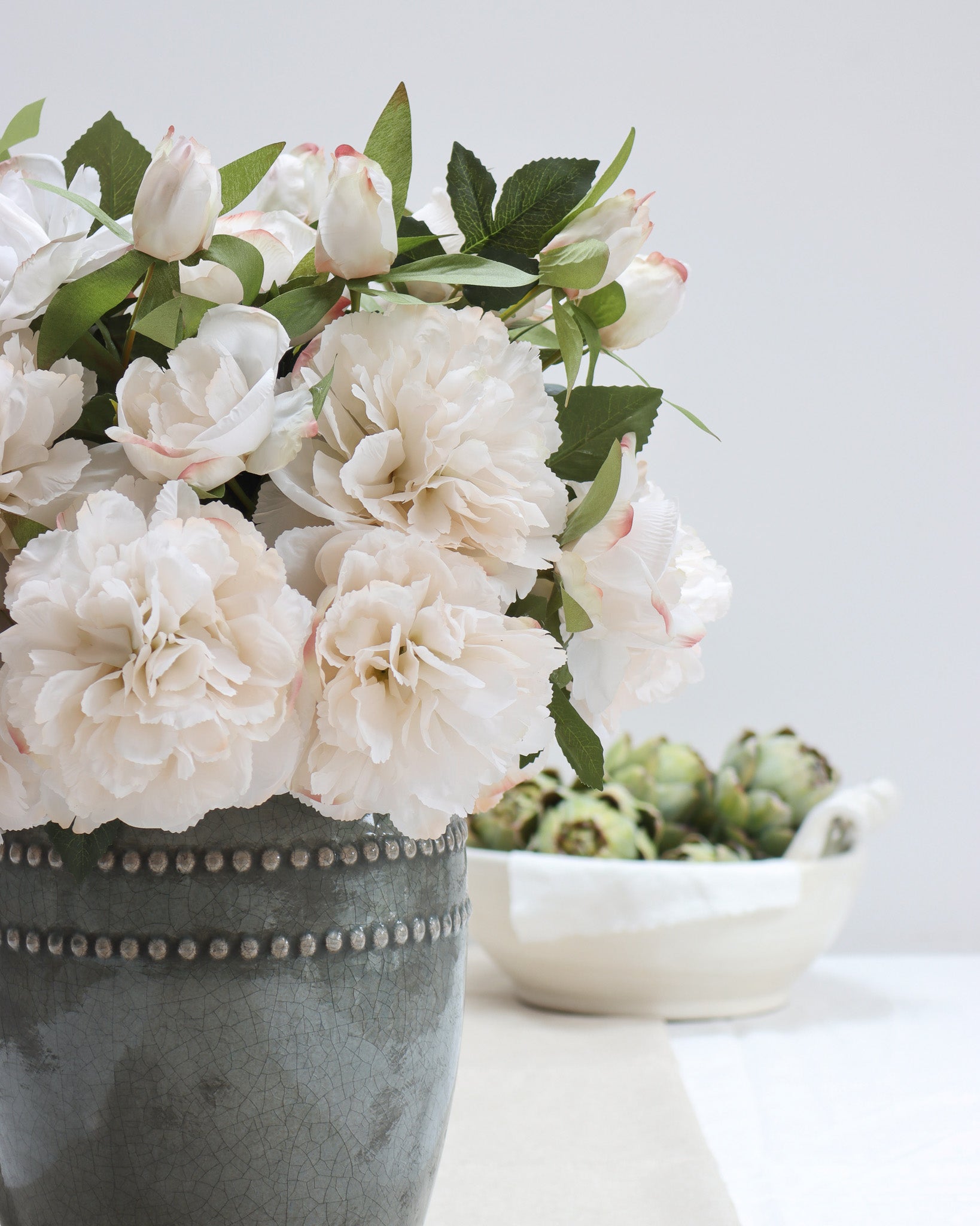 White peony store flower